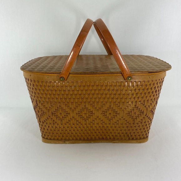 Vintage Picnic Basket - Picture 1 of 5